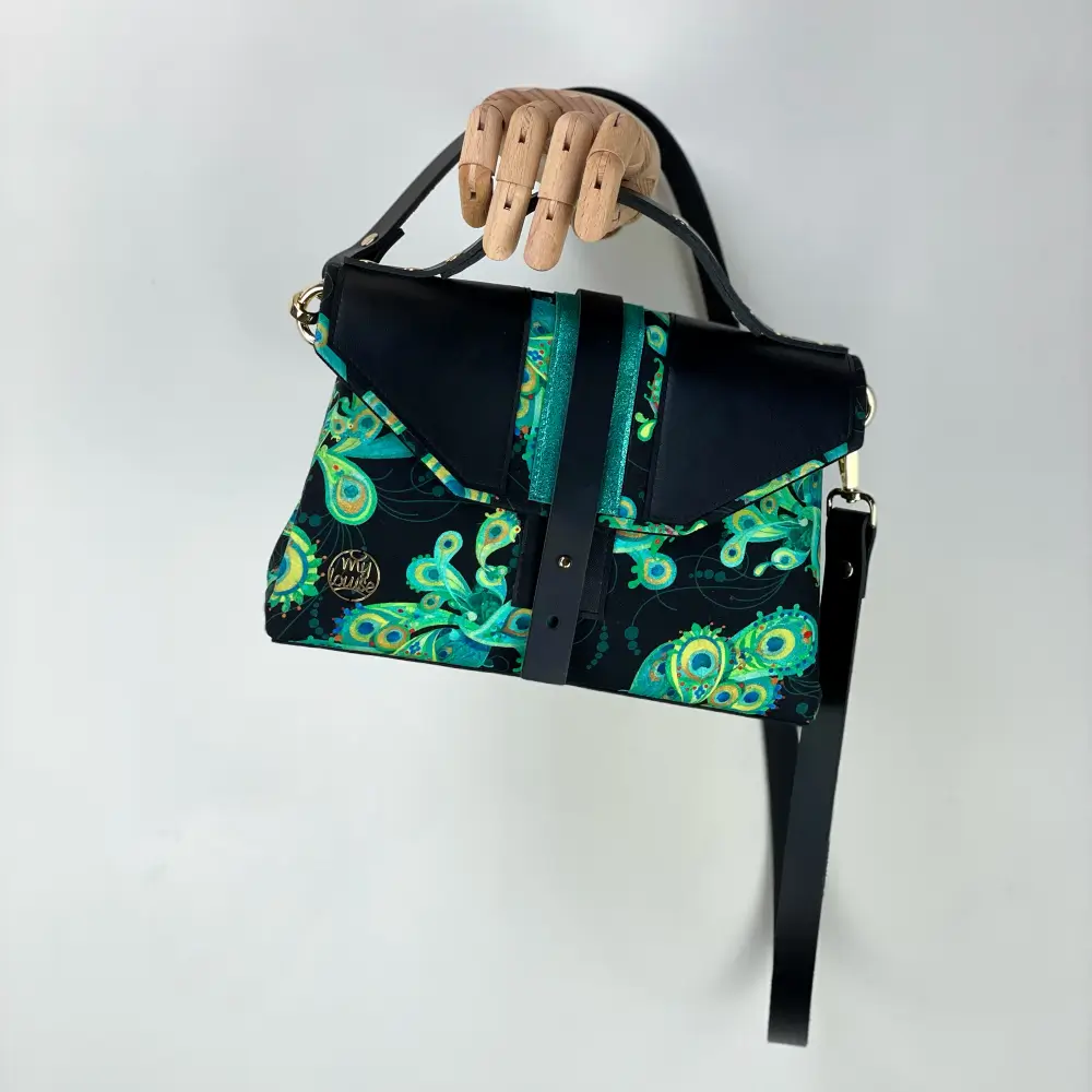 páva mintás női táska