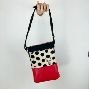 pöttyös női oldaltáska