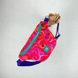 színek örvénye női övtáska